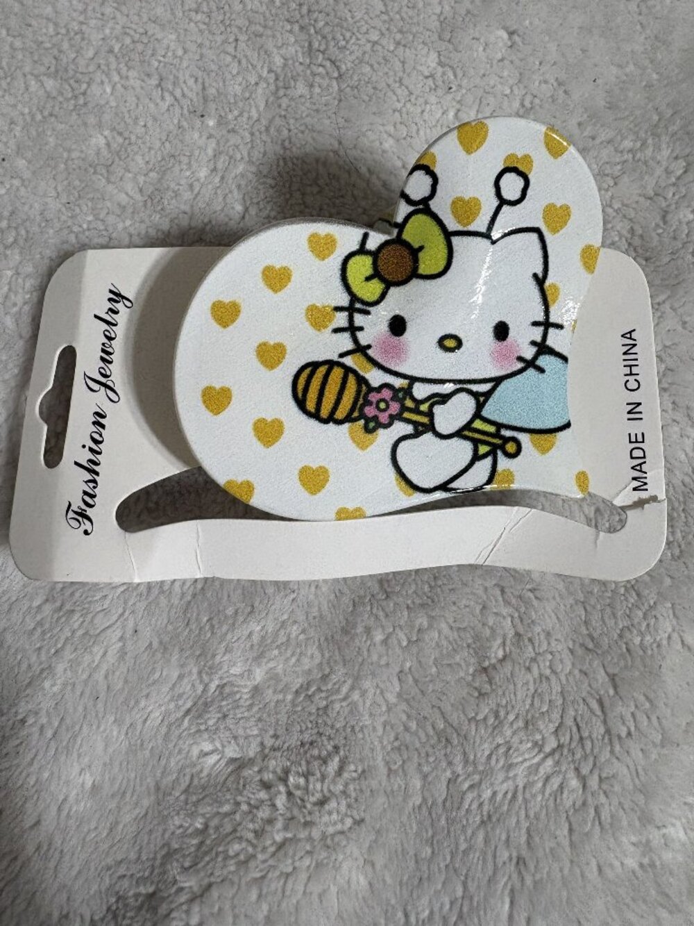 NWT New Hello Kitty Spring Bee Heart-shaped Hair Claw Clip Accessory